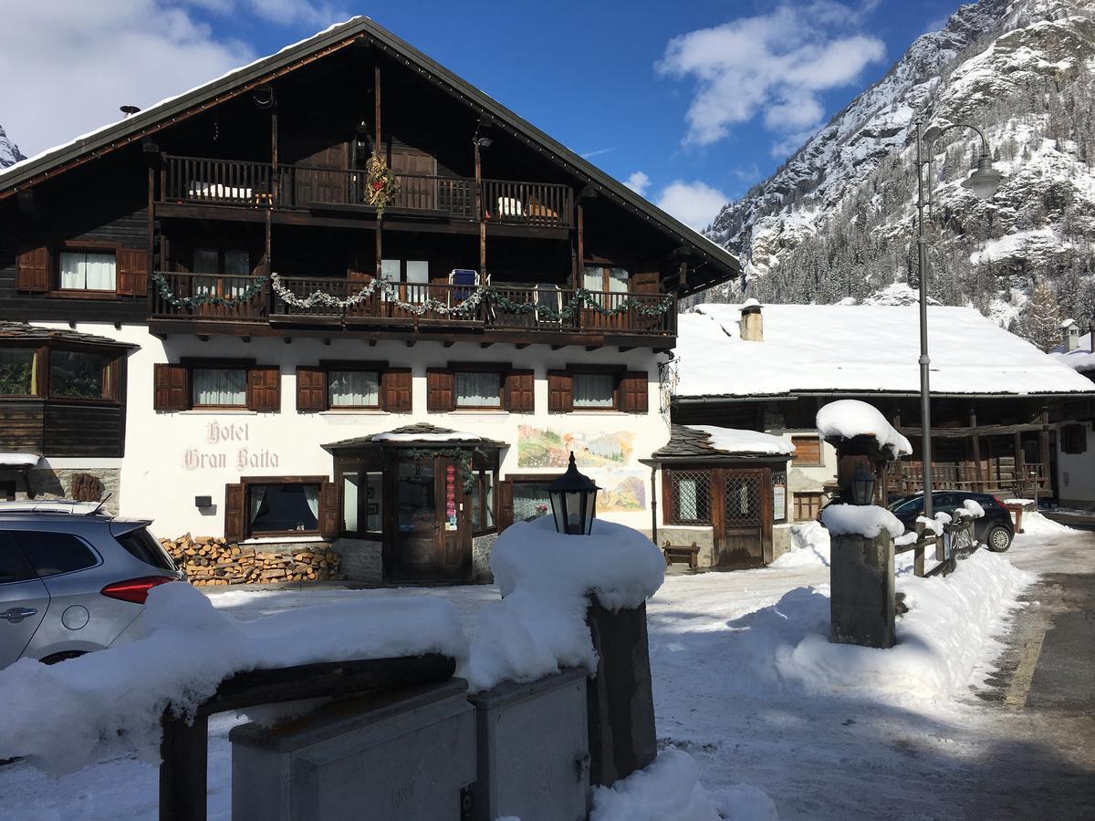 Hotel Gran Baita Грессоне-Сен-Жан Екстер'єр фото